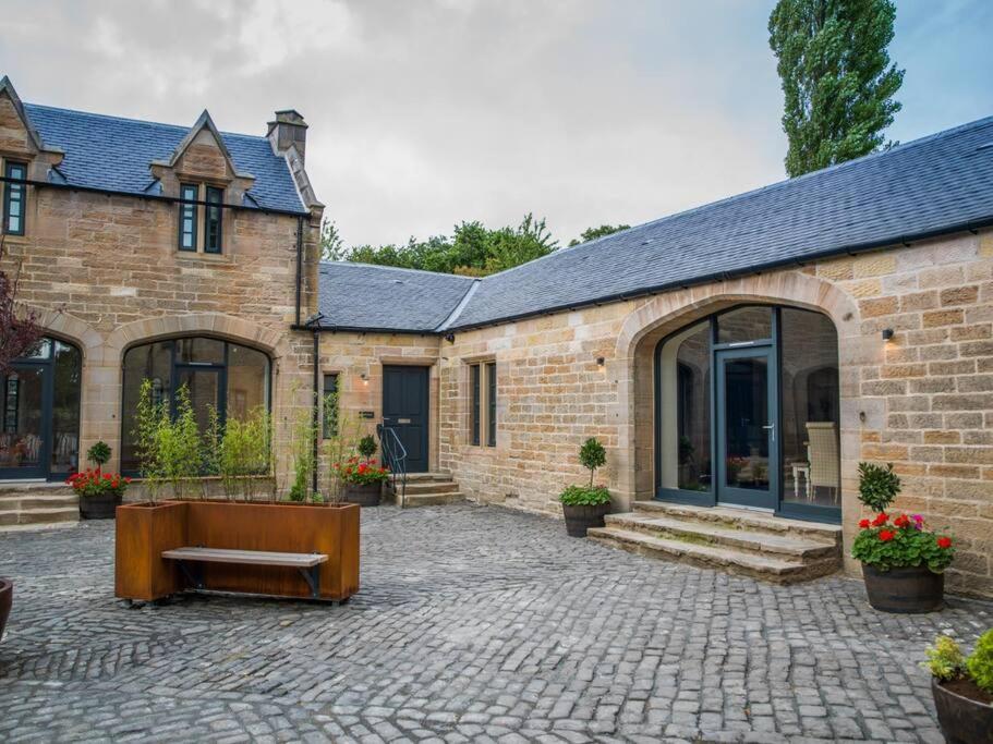 Stunning Edinburgh 1820S Stables Converted Studio Exterior photo